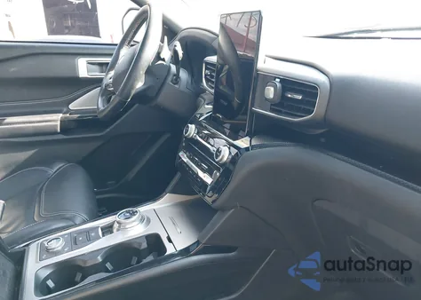 2021 Ford Explorer St z USA, uszkodzony, nr VIN 1FM5K8GCXMGA38701